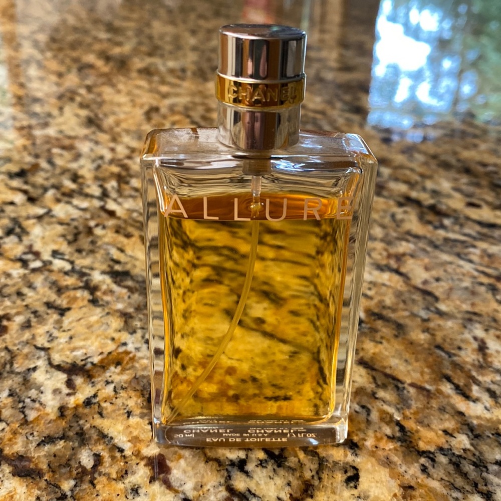 Chanel Allure Perfume